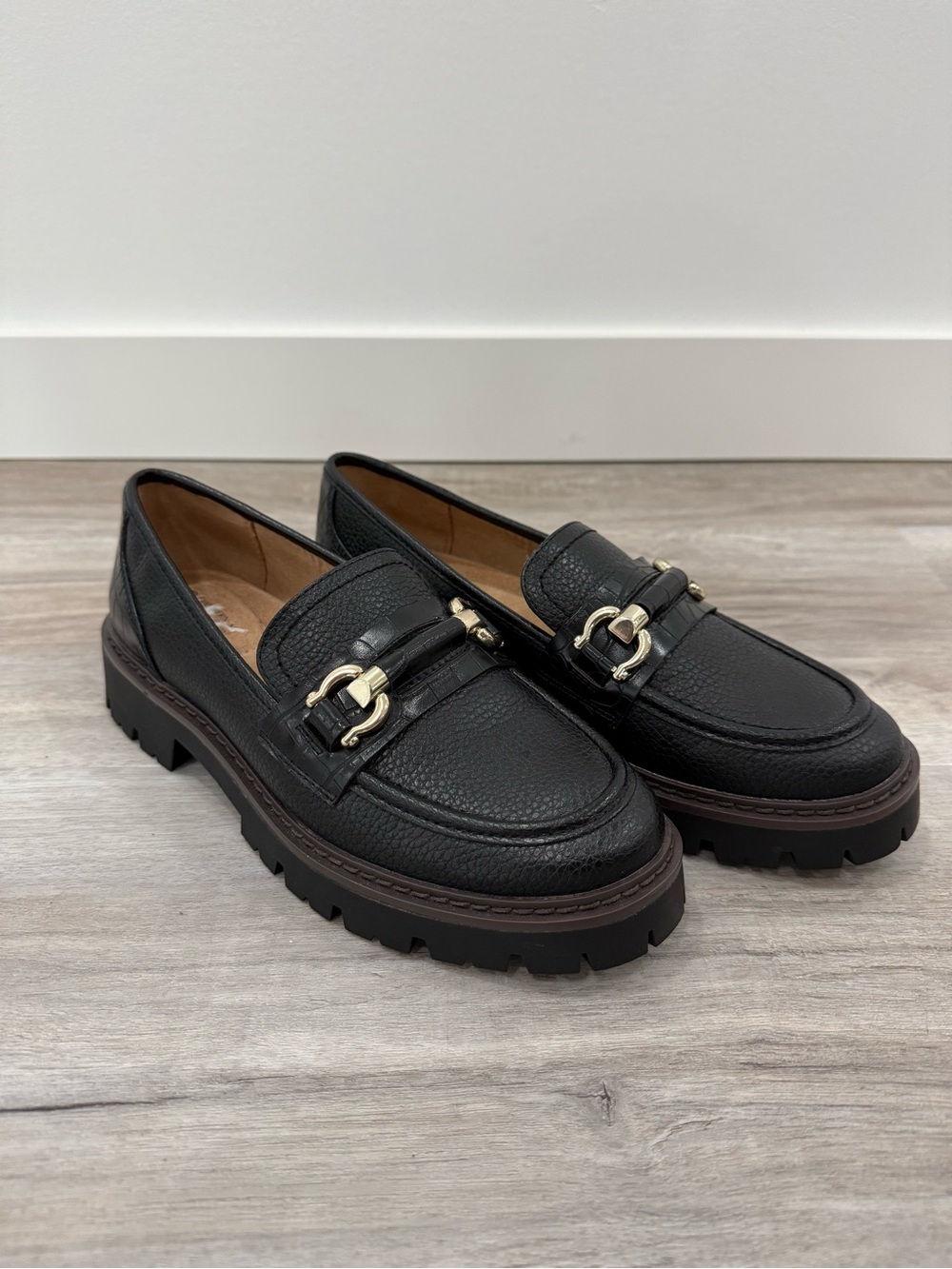 Black Leather Giani Bernini Buckle Loafers - Picture 2 of 6